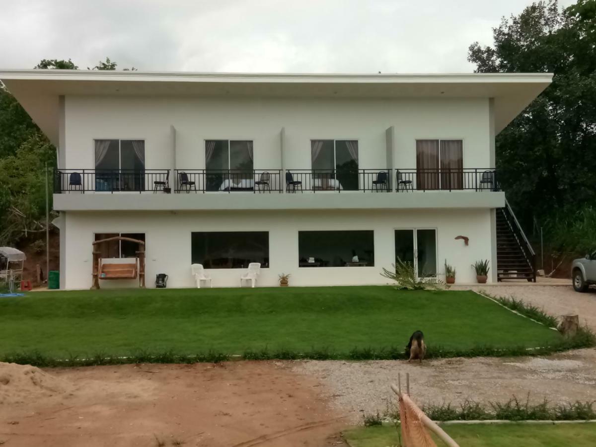 Supunnika Garden Guesthouse Fang Bagian luar foto